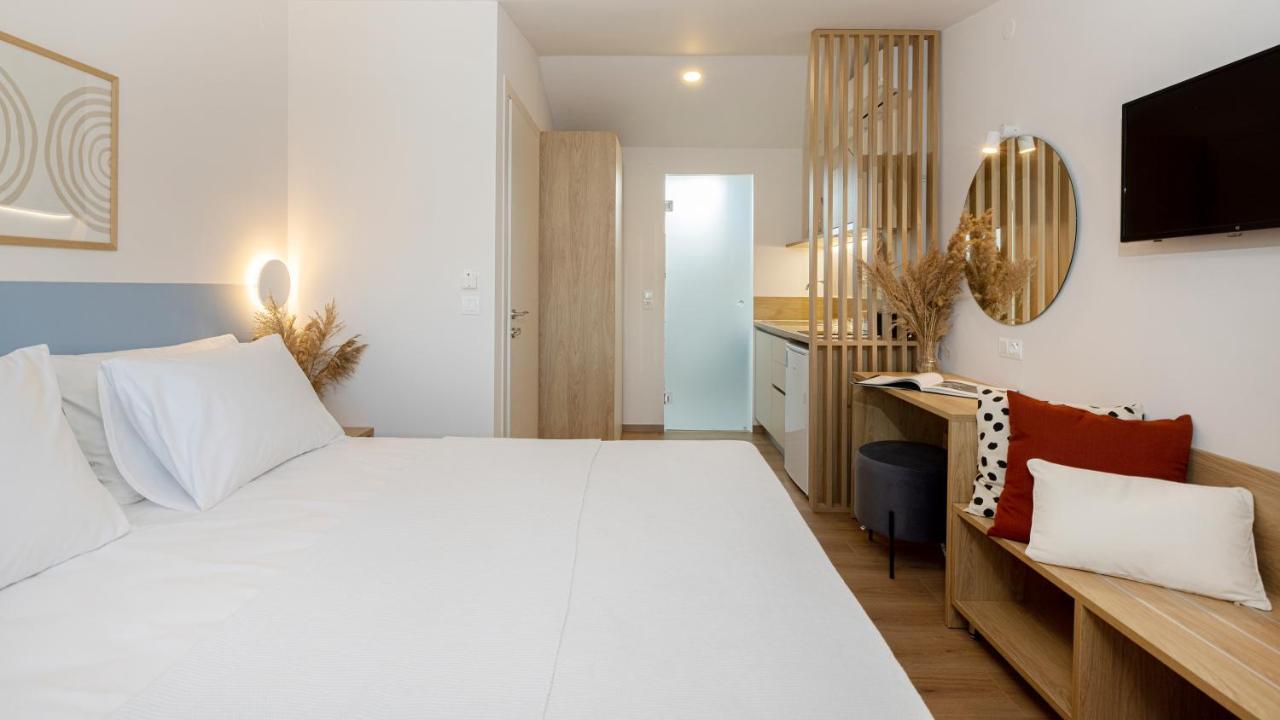 Aether Green Apartments Неа Рода Екстериор снимка